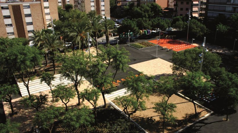Article of the week: Accomodate places. SCOB: 2 public spaces projects