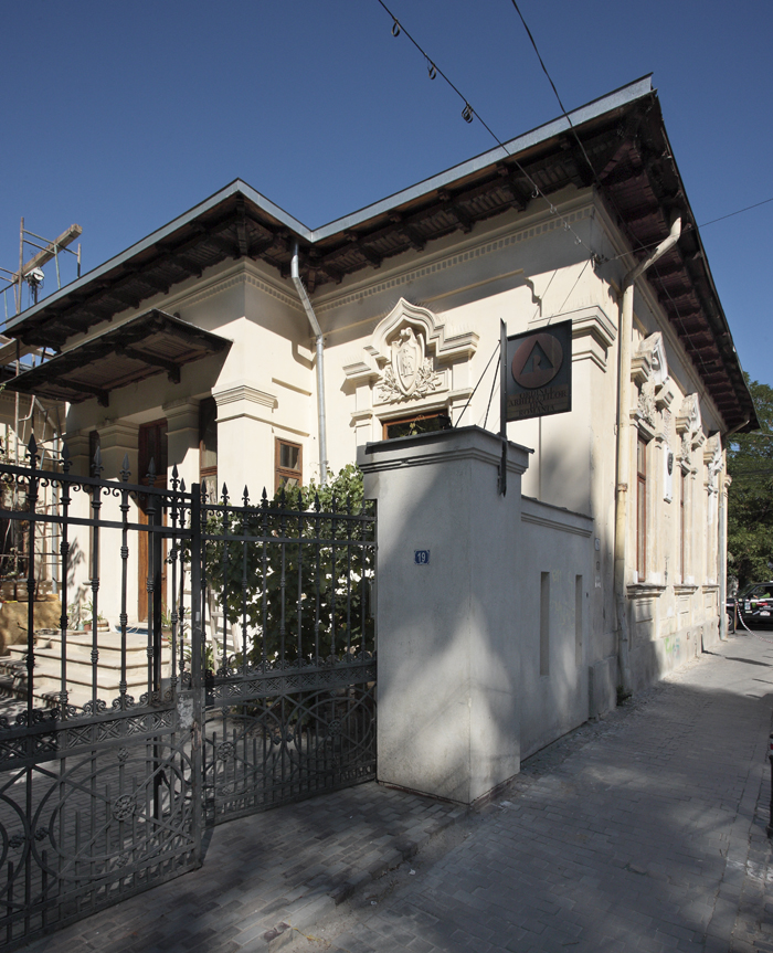Casa Mincu (sediul OAR): clădire salvată in extremis și spațiul expoziției