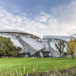 Articolul săptămânii: Like, unlike. Frank Gehry la Paris