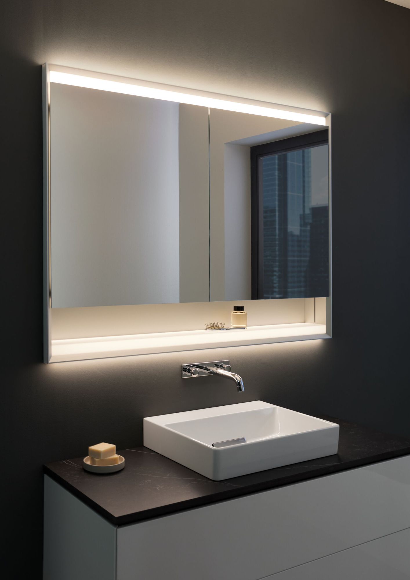 2022 Geberit ONE mirror cabinet with ComfortLight with niche_Big Size