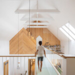 Zeppelin #176: „Case pe pământ”. Sumar